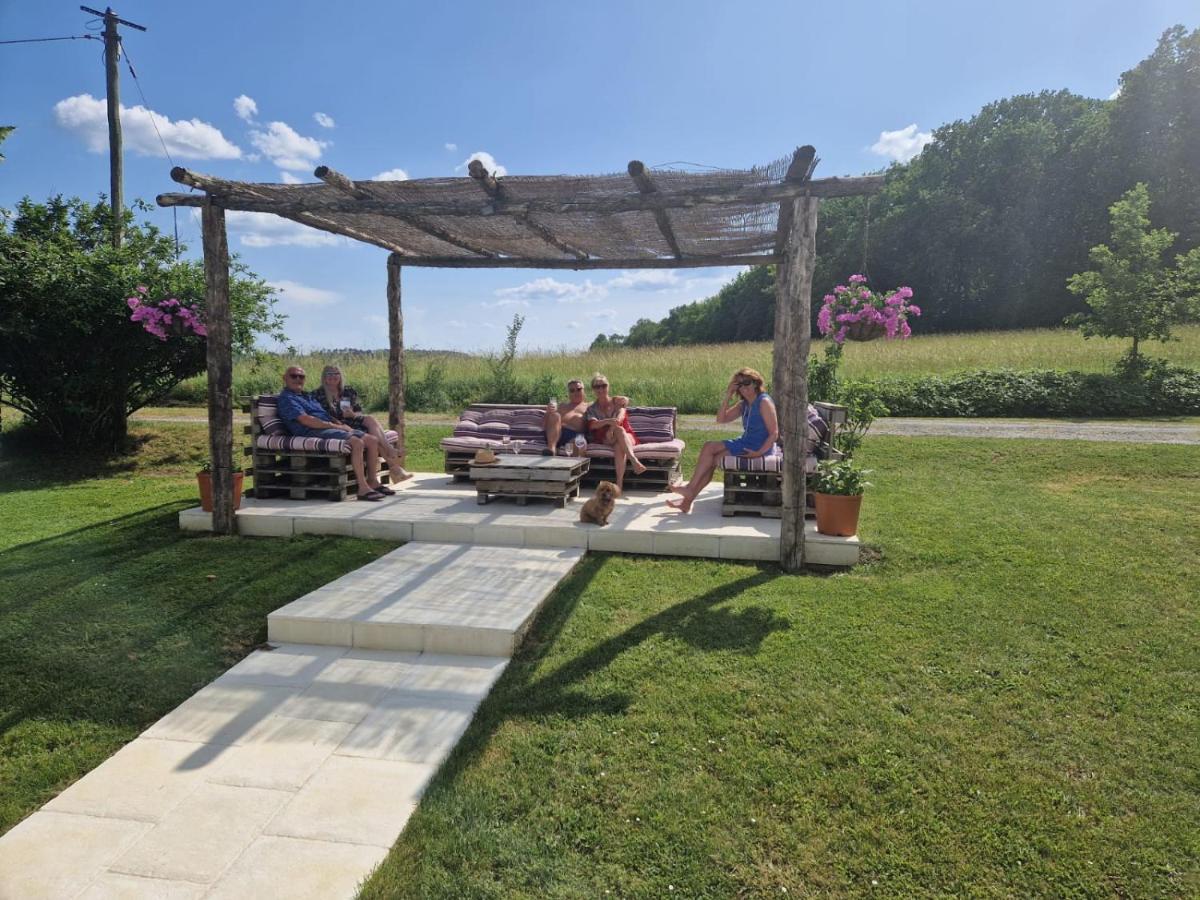 Le Shedeaux Villa Saint-Privat-des-Pres Exterior photo